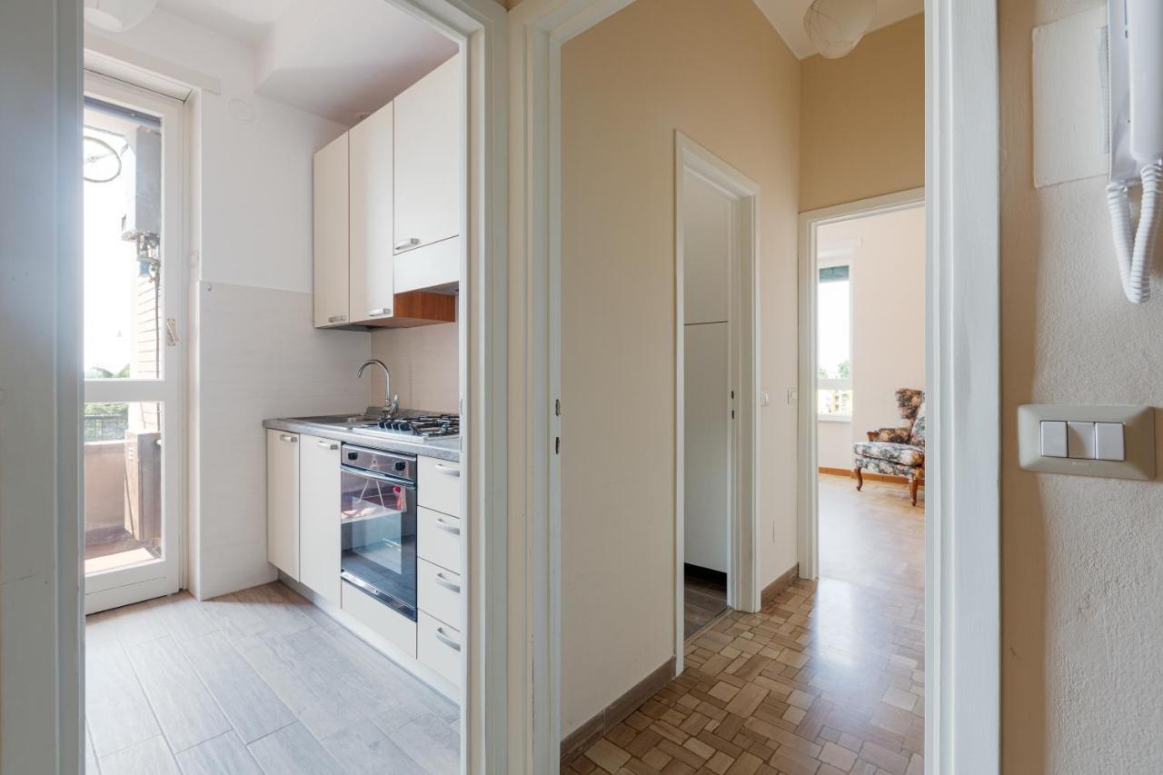 Milano - Roomy Apartment 300 M From M3 Affori Fn! ภายนอก รูปภาพ
